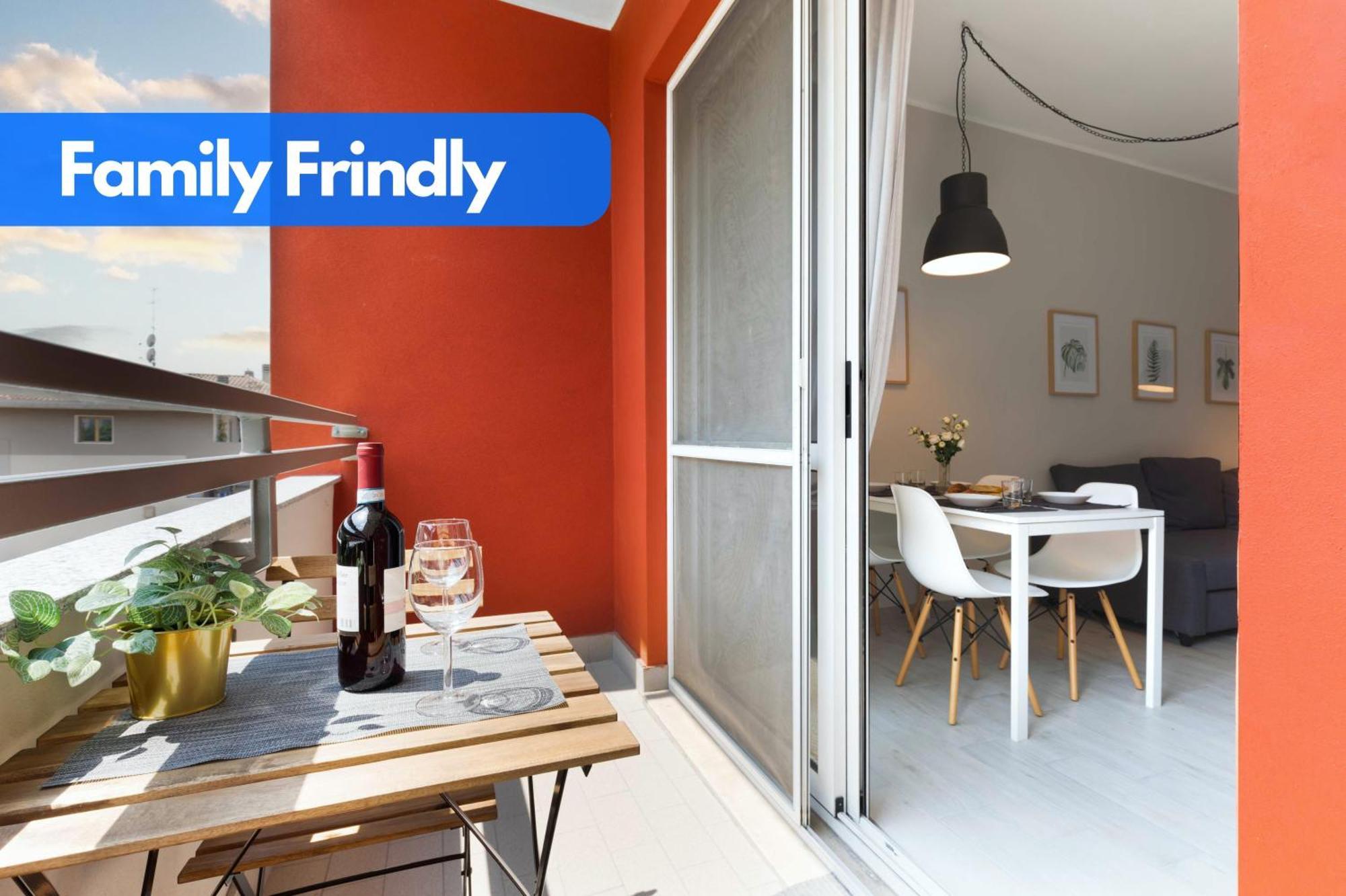 The Green House - Private Parking And Balcony Apartment Милано Екстериор снимка